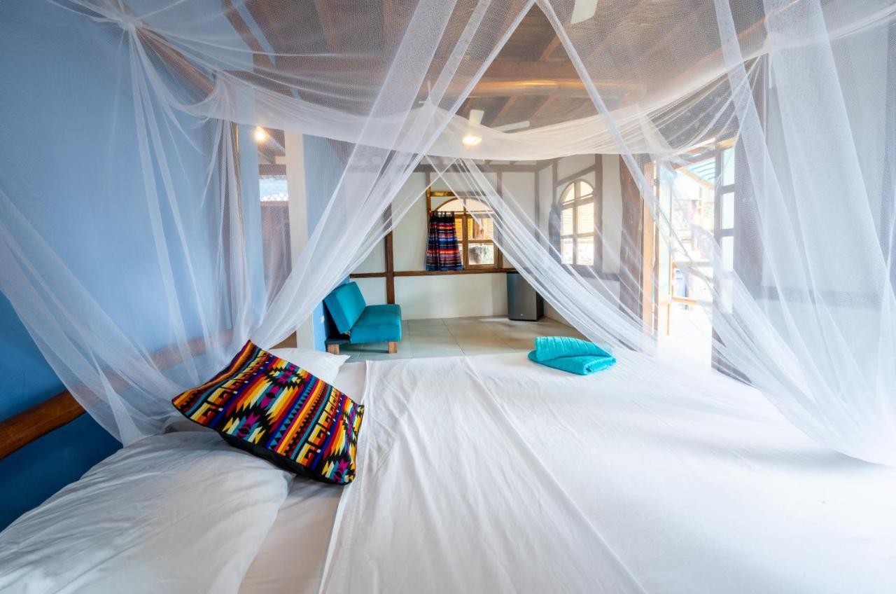 Montañita Casa Del Solホステル エクステリア 写真